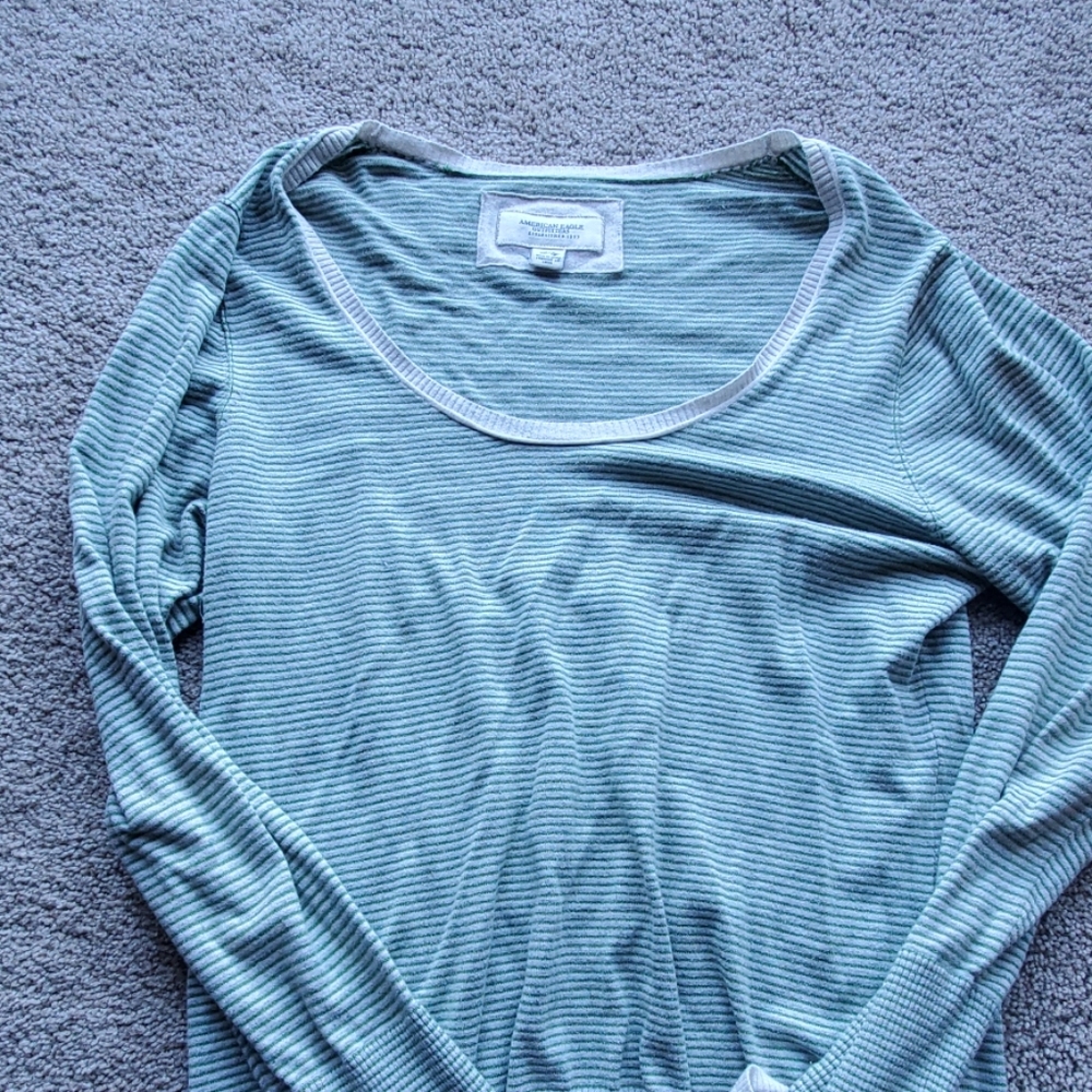 AE shirt